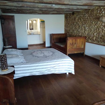 Chambre A La Ferme Au Milieu Des Lavandes Valensole Bagian luar foto
